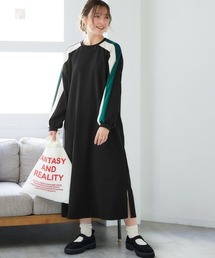 <大きいサイズ>ゆるシルエットカラーラインカットソーワンピース