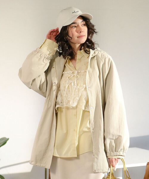 Green　Parks（グリーンパークス）の「撥水加工ミディ丈マウンテンパーカー（マウンテンパーカー・レディース・ベージュ/ネイビー/ホワイト系その他2・FREE）」の6枚目の写真