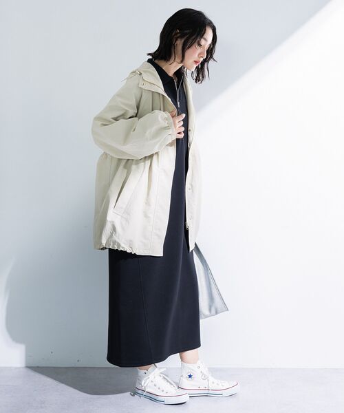 Green　Parks（グリーンパークス）の「撥水加工ミディ丈マウンテンパーカー（マウンテンパーカー・レディース・ベージュ/ネイビー/ホワイト系その他2・FREE）」の11枚目の写真