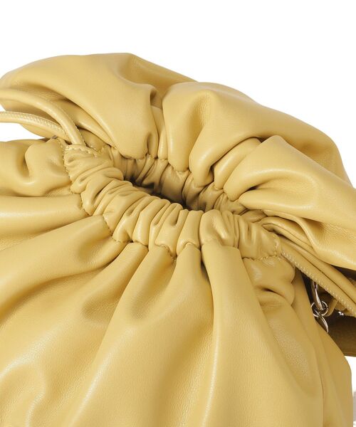 Green Parks(グリーンパークス)の「パテッドドロストショルダーバッグ(ショルダーバッグ・レディース・イエロー/ブラック/アイボリー/グリーン・FREE)」の13枚目の写真