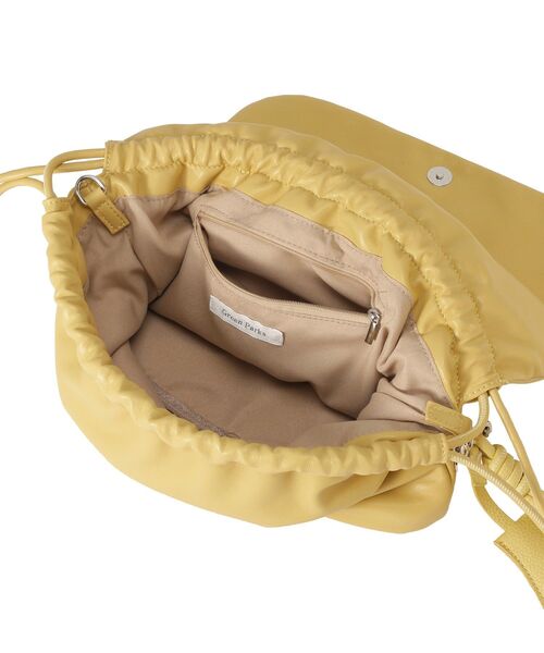 Green Parks(グリーンパークス)の「パテッドドロストショルダーバッグ(ショルダーバッグ・レディース・イエロー/ブラック/アイボリー/グリーン・FREE)」の12枚目の写真