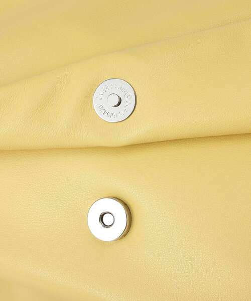 Green Parks(グリーンパークス)の「パテッドドロストショルダーバッグ(ショルダーバッグ・レディース・イエロー/ブラック/アイボリー/グリーン・FREE)」の10枚目の写真