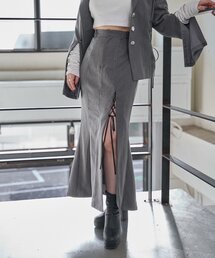 マーメイドスカート」に該当するスカート（ストライプ柄）ファッション