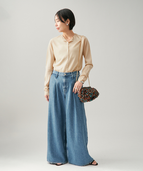 VERMEIL par iena（ヴェルメイユパーイエナ）の「シルク MIX クルーネックカーディガン（カーディガン/ボレロ・レディース・ベージュ/カーキ・FREE）」の11枚目の写真