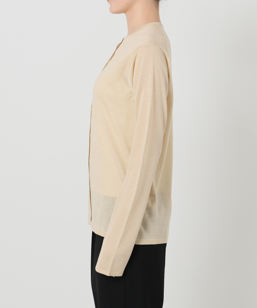 VERMEIL par iena（ヴェルメイユパーイエナ）の「シルク MIX クルーネックカーディガン（カーディガン/ボレロ・レディース・ベージュ/カーキ・FREE）」の22枚目の写真