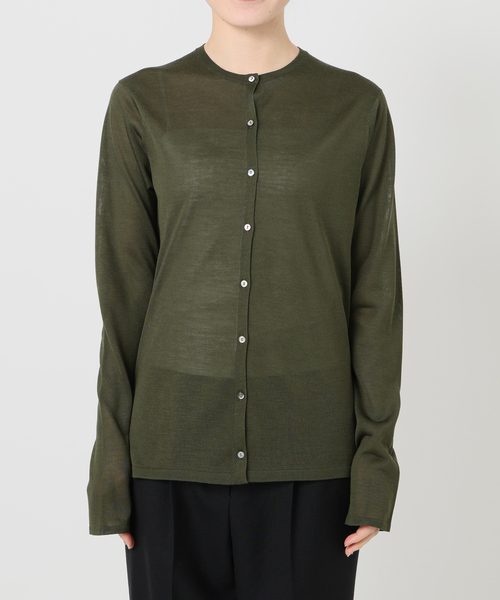 VERMEIL par iena（ヴェルメイユパーイエナ）の「シルク MIX クルーネックカーディガン（カーディガン/ボレロ・レディース・ベージュ/カーキ・FREE）」の8枚目の写真