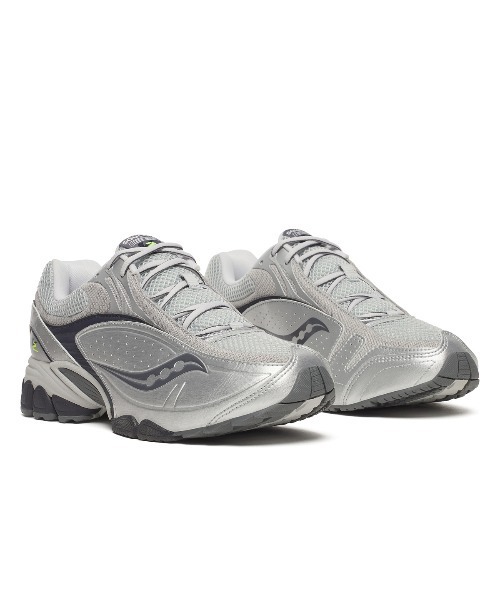 Kinetics(キネティクス)の「Saucony PROGRID V2(サッカニー プログリッド V2)(スニーカー・メンズ・シルバー系・26cm/27cm/27.5cm/28cm/28.5cm/29cm)」の1枚目の写真