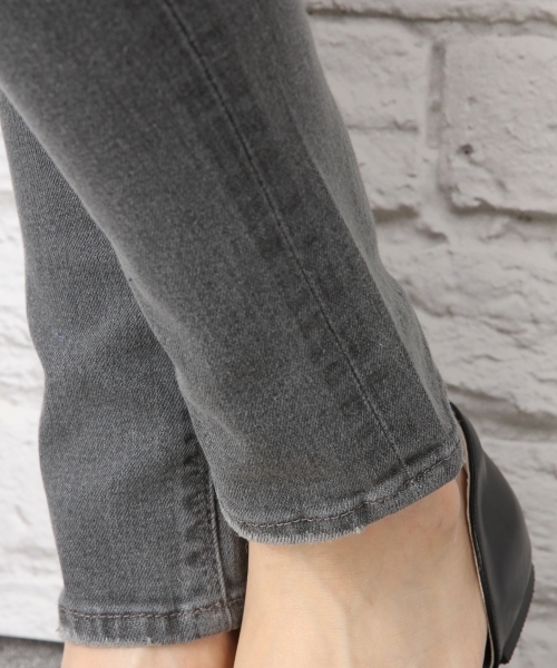 LEPSIM（レプシィム）の「ストレッチデニムスリムパンツ　708278（デニムパンツ・レディース・ブルー系その他/ブルー/ワンウォッシュ/グレー系その他/ホワイト・MEDIUM/SMALL/LARGE）」の6枚目の写真