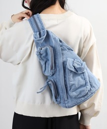 crossi（クロッシー）の「デニム マルチポケット ボディバッグ（ボディバッグ/ウエストポーチ）」