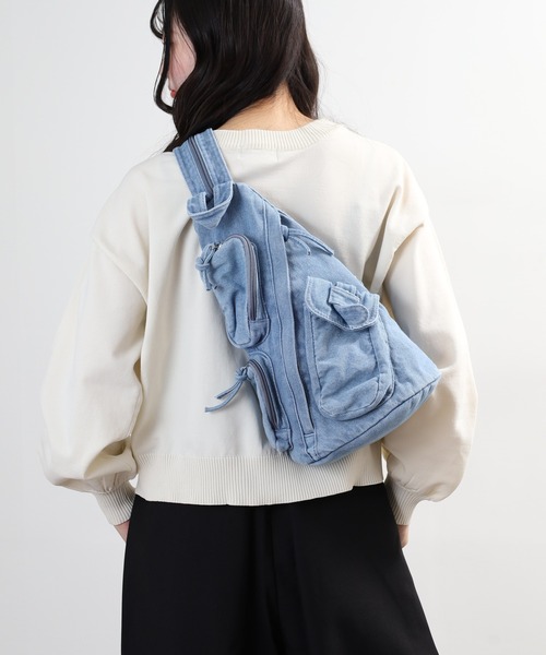 crossi(クロッシー)の「デニム マルチポケット ボディバッグ(ボディバッグ/ウエストポーチ・レディース・ブルー/ブラック/ネイビー・FREE)」の15枚目の写真