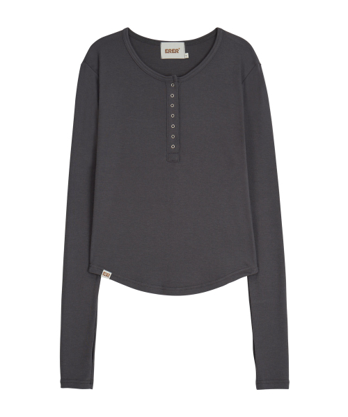 ERER(エルエル)の「Henley Neck Soft T-shirt Charcoal(Tシャツ/カットソー・レディース・チャコール・F)」の5枚目の写真