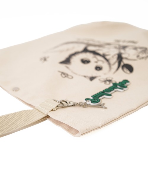 PAUL & JOE ACCESSOIRES(ポールアンドジョーアクセソワ)の「【PAUL & JOE ACCESSOIRES /ポール アンド ジョー アクセソワ 】 CANVAS(LOGO CHARM) ロゴチャーム付き縦型トートバッグ(トートバッグ・レディース・イエロー/ブラウン/ブラック/ブルー・FREE)」の16枚目の写真