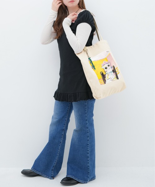 PAUL & JOE ACCESSOIRES(ポールアンドジョーアクセソワ)の「【PAUL & JOE ACCESSOIRES /ポール アンド ジョー アクセソワ 】 CANVAS(LOGO CHARM) ロゴチャーム付き縦型トートバッグ(トートバッグ・レディース・イエロー/ブラウン/ブラック/ブルー・FREE)」の10枚目の写真