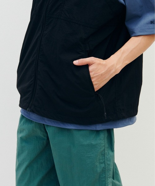 KELTY(ケルティ)の「KELTY PACKABLE COMPACT VEST(その他アウター・メンズ・ブラック/カーキ・M/L/XL)」の14枚目の写真