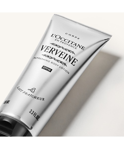 L'OCCITANE（ロクシタン）の「【数量限定】ヴェルヴェーヌ[ヴァーベナ] UV リフレッシングボディローション 100mL SPF30 PA++++ボディ用日焼け止めローション（日焼け止め/UVケア・レディース・その他・FREE）」の2枚目の写真