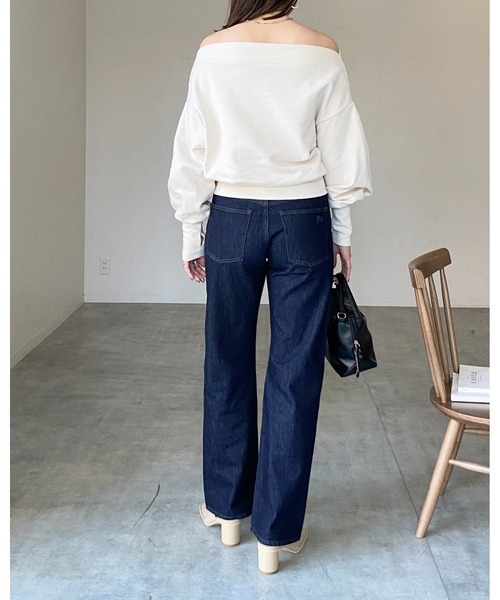 She's Closet(シーズクローゼット)の「長袖 ワンショルダー オフショルダー 指穴サムホール スウェット トップス(スウェット・レディース・スミクロ/杢グレー/アイボリー/ブラック・FREE)」の11枚目の写真
