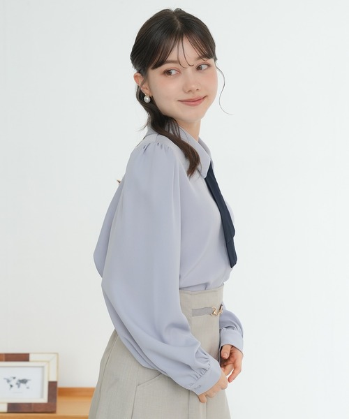 ASTORIA ODIER（アストリアオディール）の「デタッチャブルボウタイブラウス（２WAY仕様）（シャツ/ブラウス・レディース・イエロー/ホワイト/グレイッシュブルー/ピンクベージュ・MEDIUM）」の22枚目の写真