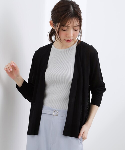 grove（グローブ）の「【接触冷感／UVカットetc】ベーシックショートカーディガン（カーディガン/ボレロ・レディース・ライトグレー/ブラック/オフホワイト/ナチュラル/ブルー・02/00/04/05）」の3枚目の写真