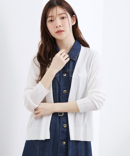 grove（グローブ）の「【接触冷感／UVカットetc】ベーシックショートカーディガン（カーディガン/ボレロ・レディース・ライトグレー/ブラック/オフホワイト/ナチュラル/ブルー・02/00/04/05）」の14枚目の写真
