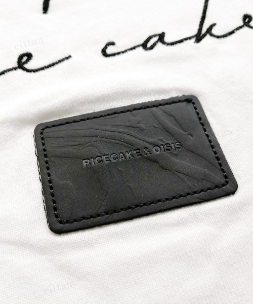 Dalfwin(ダールフィン)の「韓国ファッション RICECAKEフェイクレザーラベル付き筆記体ロゴ半袖Tシャツ(Tシャツ/カットソー・レディース・ホワイト/グレー/イエロー・FREE)」の8枚目の写真