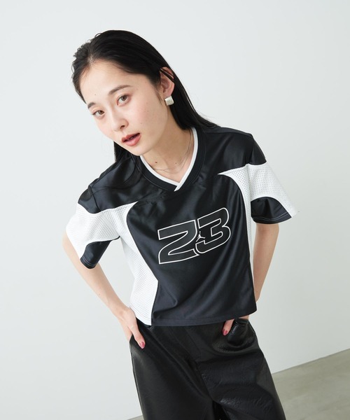 JORDAN BRAND(ジョーダンブランド)の「ジョーダン フライト ウィメンズユニフォーム / Jordan Flight Women's Jersey IF1158-010 Black(Tシャツ/カットソー・レディース・ブラック・XL/S/M/L/XS)」の2枚目の写真