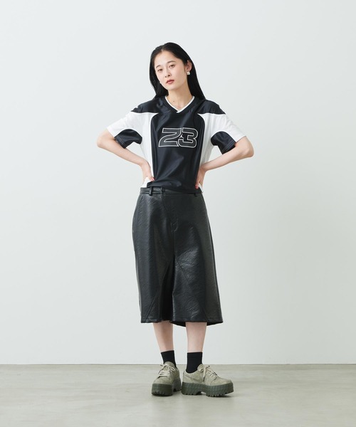 JORDAN BRAND(ジョーダンブランド)の「ジョーダン フライト ウィメンズユニフォーム / Jordan Flight Women's Jersey IF1158-010 Black(Tシャツ/カットソー・レディース・ブラック・XL/S/M/L/XS)」の4枚目の写真