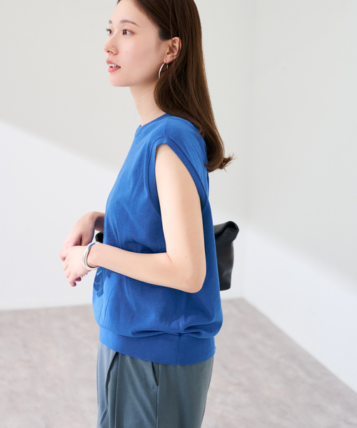 FRAMeWORK（フレームワーク）の「シルク混綿麻ノースリーブ2WAYカーディガン（カーディガン/ボレロ・レディース・ブルー/ブラック/ブラウン・FREE）」の4枚目の写真