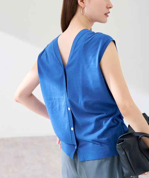 FRAMeWORK（フレームワーク）の「シルク混綿麻ノースリーブ2WAYカーディガン（カーディガン/ボレロ・レディース・ブルー/ブラック/ブラウン・FREE）」の7枚目の写真