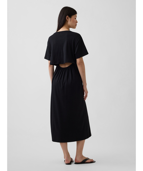 GAP(ギャップ)の「リラックスフィット GAPロゴ カットアウトTシャツ ミディワンピース(ワンピース・レディース・ブラウン/ブラック・XXS/L/M/S/XS)」の3枚目の写真