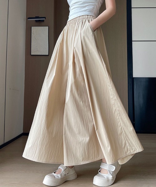 SallyLunn(サリーラン)の「ボリュームギャザー スカートライクワイドパンツ(その他パンツ・レディース・ベージュ/ブラック/グレー/カーキ/イエロー・MEDIUM/LARGE)」の1枚目の写真