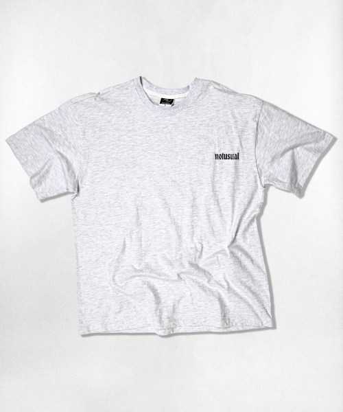 NOTUSUAL(ノットユージュアル)の「グランジシンボル オーバーサイズ 半袖Tシャツ 4カラー(Tシャツ/カットソー・レディース・ネイビー/ホワイト/ホワイト×グレー/ブラック・SMALL/MEDIUM/LARGE/X-LARGE)」の7枚目の写真