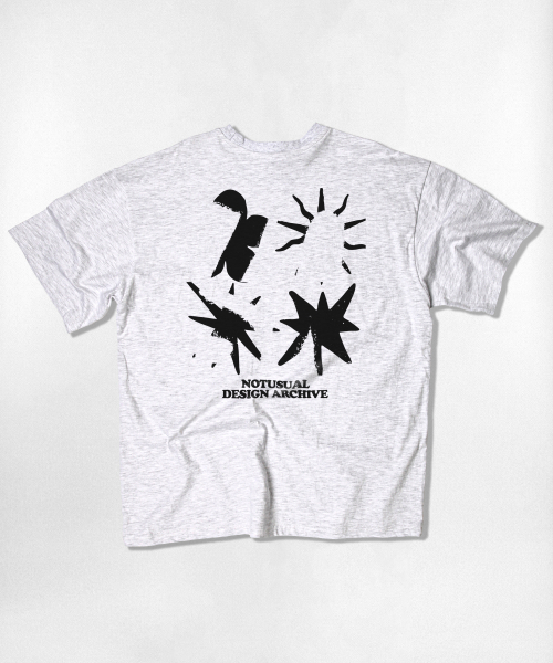 NOTUSUAL(ノットユージュアル)の「グランジシンボル オーバーサイズ 半袖Tシャツ 4カラー(Tシャツ/カットソー・レディース・ネイビー/ホワイト/ホワイト×グレー/ブラック・SMALL/MEDIUM/LARGE/X-LARGE)」の8枚目の写真