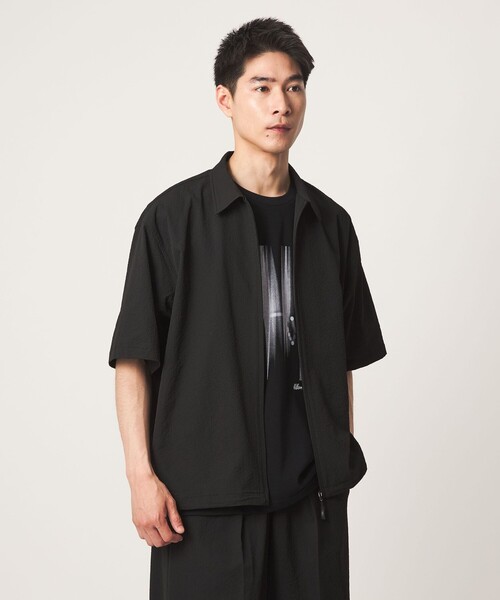 green label relaxing(グリーンレーベルリラクシング)の「【WEB限定】<GLR or>ジップ ショートスリーブ 半袖 シャツ -吸水速乾-(シャツ/ブラウス・メンズ・ダークグレー/ブラック/ダークブラウン・L/S/M)」の9枚目の写真
