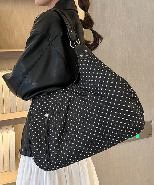 Teem Store(チームストア)の「ドット柄 ワンハンドルギャザーデニムバッグ(ショルダーバッグ・レディース・ブラック・F)」の3枚目の写真