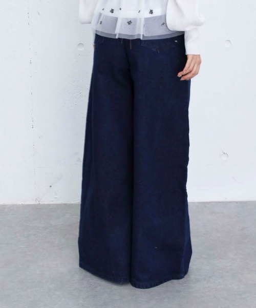 archives(アルシーヴ)の「バックレースアップタックワイドデニム(デニムパンツ・レディース・ネイビー/ブルー・MEDIUM/SMALL)」の17枚目の写真