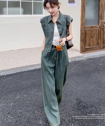 ショート丈デニムベスト + ワイドパンツ セットアップ