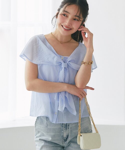 La boutique BonBon(ラブティックボンボン)の「【涼しく夏映え】フリルボウタイブラウス(シャツ/ブラウス・レディース・ライトグレー/サックスブルー・FREE)」の22枚目の写真