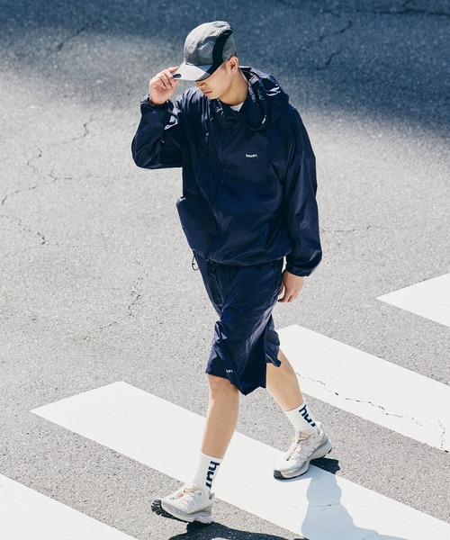 HUF(ハフ)の「CROSS CONDITIONS UL NYLON JACKET(ブルゾン・メンズ・カモフラージュ/ネイビー/ブラウン・XL/L/M/S)」の14枚目の写真
