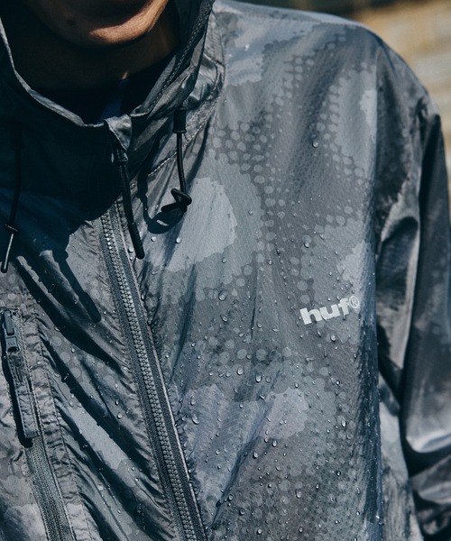 HUF(ハフ)の「CROSS CONDITIONS UL NYLON JACKET(ブルゾン・メンズ・カモフラージュ/ネイビー/ブラウン・XL/L/M/S)」の11枚目の写真