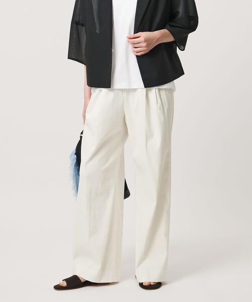 UNITED ARROWS(ユナイテッドアローズ)の「NALYA リラックス ワイドパンツ OFF WHITE ‐ウォッシャブル‐(スラックス・レディース・オフホワイト・36/38)」の2枚目の写真