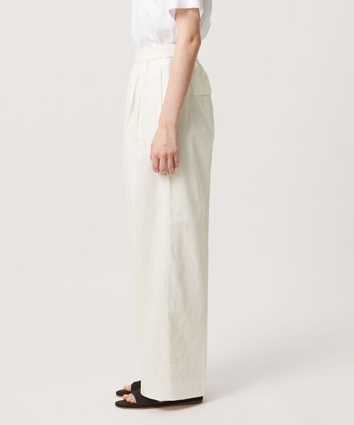 UNITED ARROWS(ユナイテッドアローズ)の「NALYA リラックス ワイドパンツ OFF WHITE ‐ウォッシャブル‐(スラックス・レディース・オフホワイト・36/38)」の5枚目の写真
