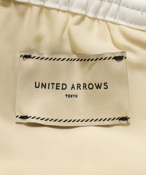 UNITED ARROWS(ユナイテッドアローズ)の「NALYA リラックス ワイドパンツ OFF WHITE ‐ウォッシャブル‐(スラックス・レディース・オフホワイト・36/38)」の15枚目の写真