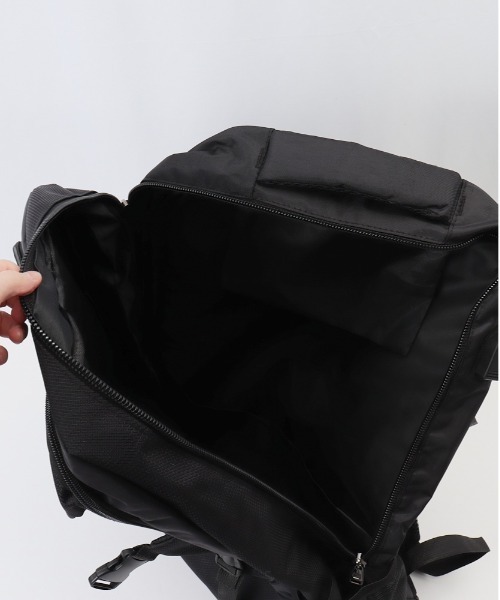 BACKYARD FAMILY(バックヤードファミリー)の「バックパック 大容量 キャンプ リュック pmybagpack02(バックパック/リュック・メンズ・グレー/ブラック・FREE)」の19枚目の写真