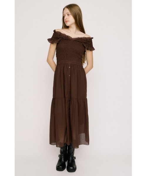 SLY（スライ）の「SHIRRING V/N L/OP シャーリングブイネックロングワンピース 夏服（ワンピース・レディース・ブラウン/ネイビー/ブラック・2/1）」の7枚目の写真