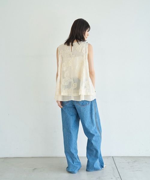 meilmada(メイルマダ)の「フラワー刺繍プリーツブラウス(シャツ/ブラウス・レディース・ブラック/アイボリー・FREE)」の11枚目の写真