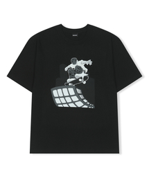 MOOVN（ムブン）の「[ムーブンxマウスログリム] アートワーク半袖Tシャツ ブラック（Tシャツ/カットソー）」