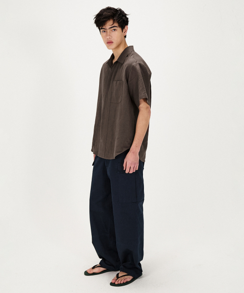 SHIRTER（シャーター）の「PURE LINEN SHORT SLEEVE SHIRT (BROWN)（シャツ/ブラウス・メンズ・その他・LARGE/SMALL/MEDIUM）」の3枚目の写真