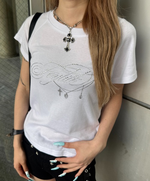 lilful(リルフル)の「ラインストーンロゴ チェーンプリント 半袖ラグランTシャツ(Tシャツ/カットソー・レディース・ホワイト/ブラック/グレー・F)」の5枚目の写真