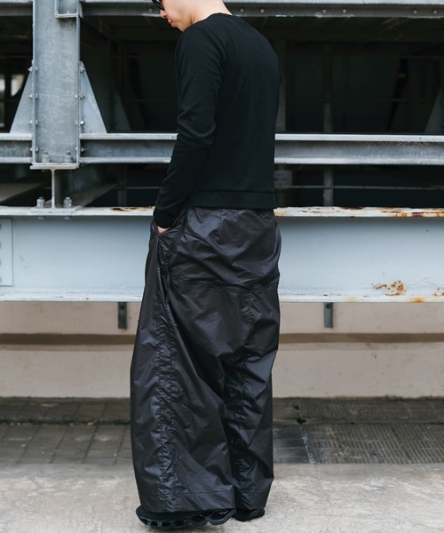 JIAN YE（ジェンイェ）の「GUAI MORPH PANTS（その他パンツ・メンズ・ブラック・LARGE/MEDIUM）」の4枚目の写真