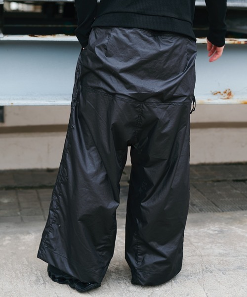 JIAN YE（ジェンイェ）の「GUAI MORPH PANTS（その他パンツ・メンズ・ブラック・LARGE/MEDIUM）」の5枚目の写真